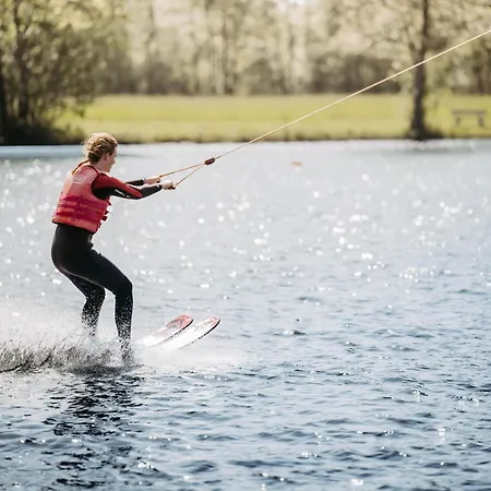Seeparx Seewind Mit Zaun Dom wakacyjny